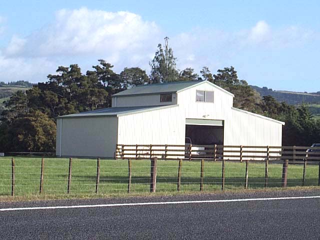 Barn1
