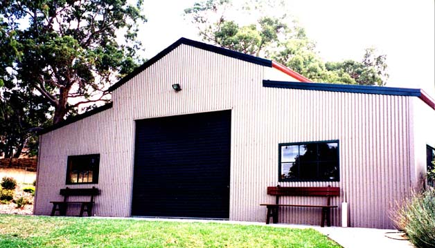 Barn1